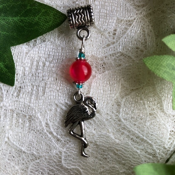 Six Piece Vintage Pink Flamingo Charm Lot: Three Styles for Bracelet or Necklace - Picture 4 of 7